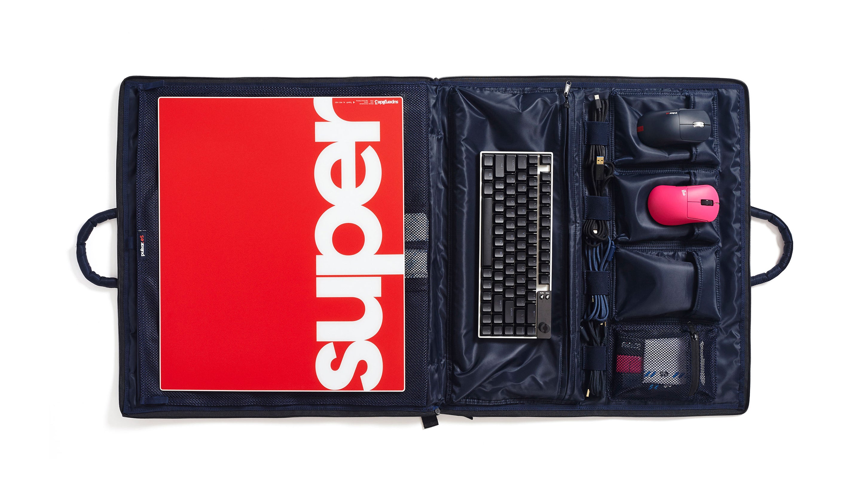 Pulsar eS Mouse Pad eSports Gear Carrying bag open