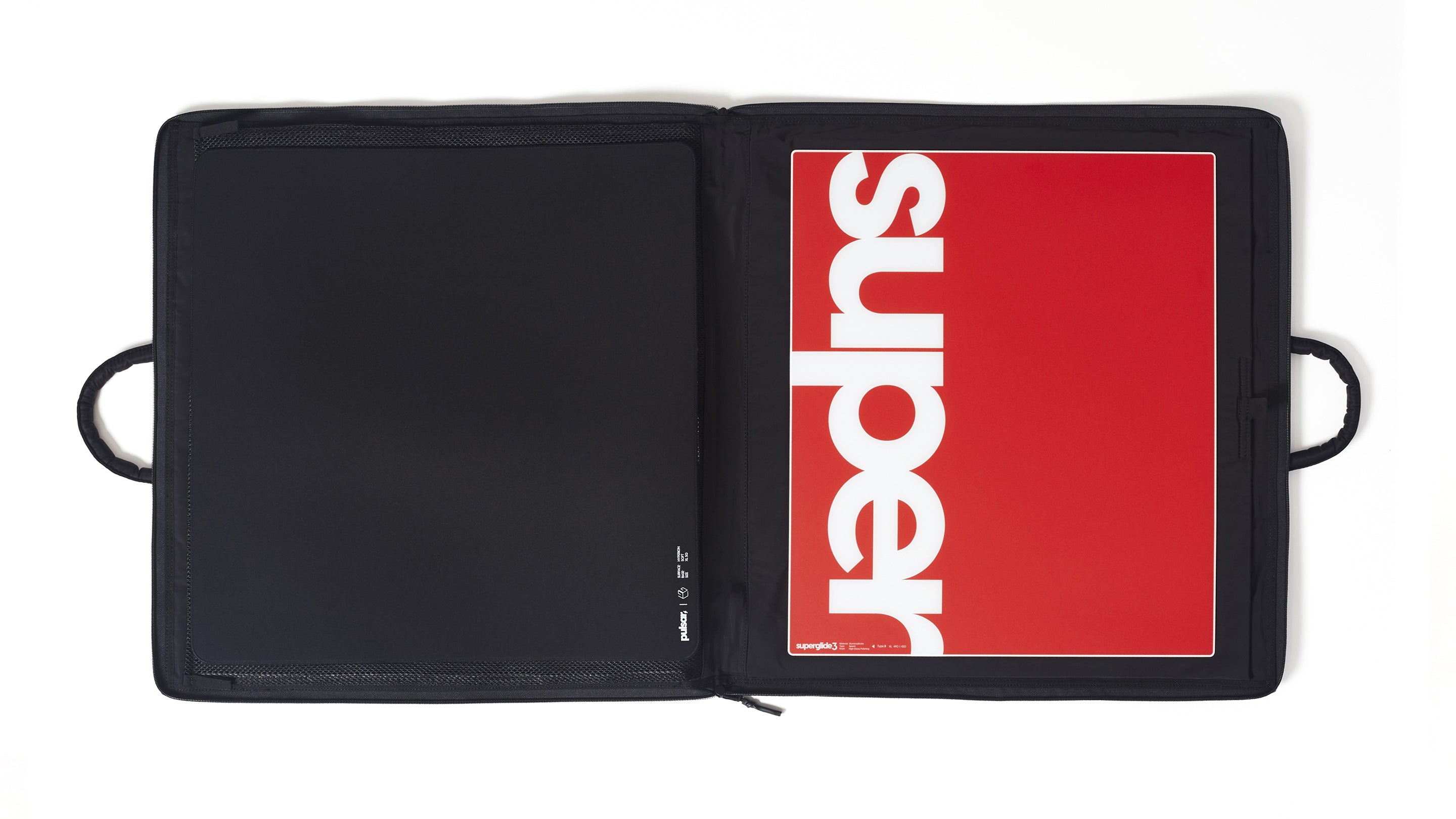 Pulsar eS Mouse Pad eSports Gear Carrying bag open